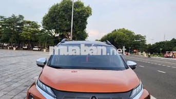 Mitsubishi Xpander Cross 7 chỗ màu Cam