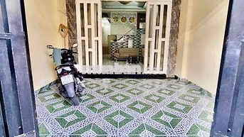 Nhà Mới 4,5x15m 3Lầu ST (4PN 3WC) Hẻm Tải Thông. HƯƠNG LỘ 2