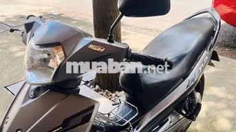 Yamaha Sirius Xám