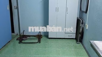 Cho thuê 1 phòng trong nhà nguyên căn