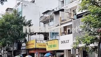 HẺM XE HƠI TRÁNH ,VỊ TRÍ KINH DOANH SIÊU ĐỈNH SÁT QUẬN 1 sát mặt tiền