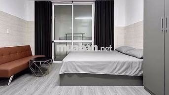 STUDIO BAN CÔNG FULL NỘI THẤT THANG MÁY GẦN ĐH Y DƯỢC Q6