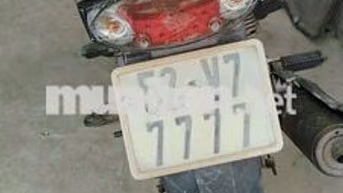 Yamaha Sirius Đen cam