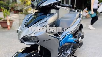 Honda Air Blade Bạc, Xanh 125 máy zin xe đẹp