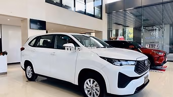 Toyota Innova Cross 2.0G CVT 2026 - 702 Triệu