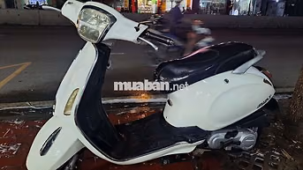 Piaggio Vespa 50cc Trắng