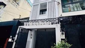 [CHO THUÊ] NHÀ NGUYÊN CĂN 3 TẦNG ĐẸP– CÁCH CHỢ TÂN MỸ CHỈ 300M (Q.7) 