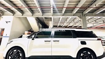 Kia Carnival 2025 Limosine Massager Trắng