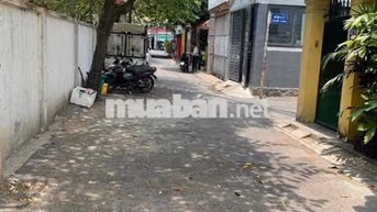 Cho thuê mặt bằng làm Văn Phòng