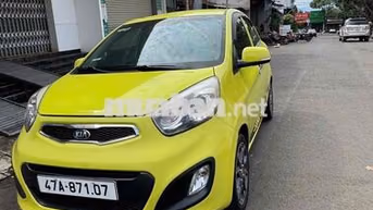 Kia Picanto S 2013 Số sàn Vàng chanh