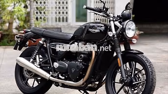 Triumph Street Twin 900 1.594 km Đen