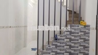 NHÀ ĐẸP Q7- 3 LẦU ĐÚC- 3,2x8m - 4PN- KO QH- CHỈ 3 TỶ NHỈNH