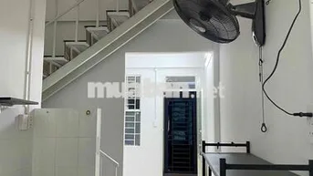Kẹt tiền bán gấp căn hộ 1 PN chỉ 1.78 tỷ