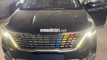 Kia Carnival KA4 2.2D 2022 118.000km Đen