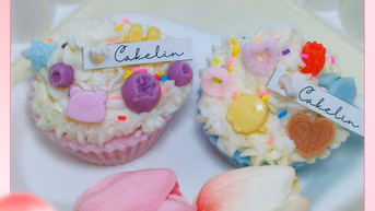 Nến bánh cupcake kem tươi mix topping Cakelin
