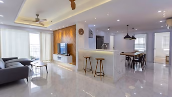 Căn hộ 54m2 chợ Bà Chiểu - 2,2 tỷ/2pn2wc full nội thất, sổ sẵn bao phí