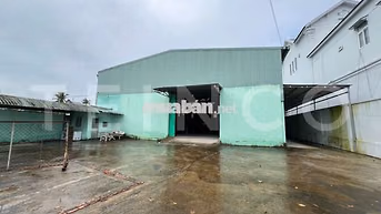 Kho xưởng bãi 1.100 m² kho xây dựng 650 m² đất chuyên dùng, điện 3 pha