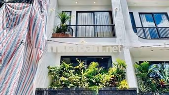 SIÊU PHẨM THANG MÁY FULL NỘI THẤT PHẠM VĂN CHIÊU