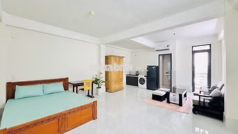 Căn hộ ban công 30m2 siêu rộng thoáng - Nhất Chi Mai cạnh nhà Ga T3