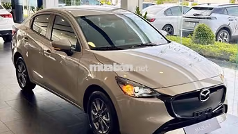 Mazda2 AT giảm 100% trước bạ vào giá xe T8