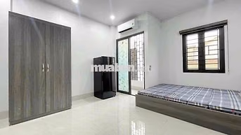 Cho thuê phòng trống full nội thất có ban công ngõ 155 Cầu Giấy