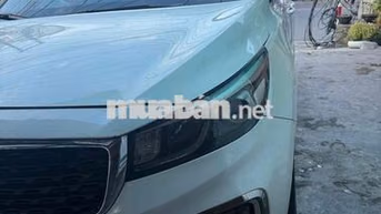 Kia Sedona 2018 Xăng Trắng