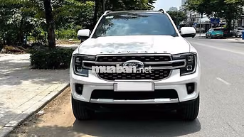 Ford Everest Platinum 2.0L 4x4 AT sản xuất 2025