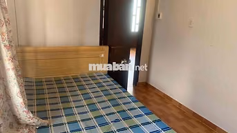 -Cho thuê nhà hẻm sau lưng bánh mì Bon Bon góc Phan Đình Phùng Nguyễn