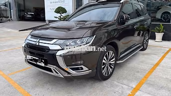 Mitsubishi Outlander 2023 Bản cao nhất