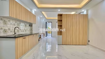 Studio Ban Công Rộng 35m2 | Full Nội Thất | Ngay Tân Sơn Nhì