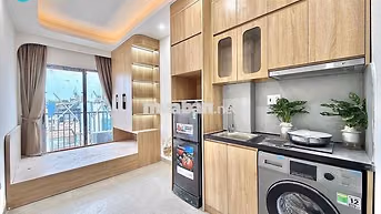 Căn Hộ Ban Công Mới Xây, Đầy Đủ Nội Thất, Ngay Lotte Nguyễn Văn Lượng
