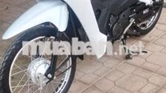 Honda Vision 2025 Trắng 1600 km