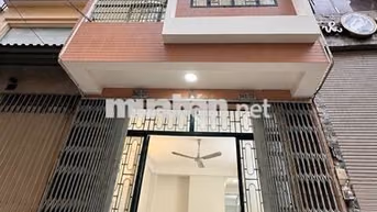 NHÀ HẺM XE HƠI ĐIỆN BIÊN PHỦ SẠCH ĐẸP- 3 Tầng 4PN- 8,X Tỷ thương lượng