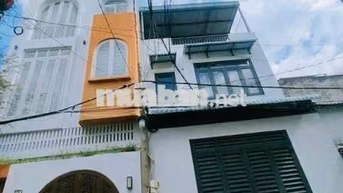 NHÀ TX22. TRỆT LẦU 2PN 2WC. ĐƯỜNG XE HƠI
