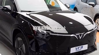 VinFast VF8 THẾ HỆ MỚI / All New - Cọc tiên phong