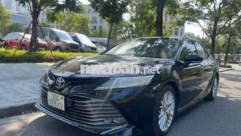 Xe Toyota Camry 2.5Q 2020 - 750 Triệu