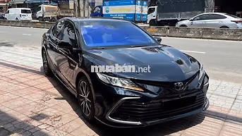 Toyota Camry 2.5Q 2022 màu đen