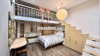 Chung Cư Cũ Nguyễn Thái Bình - 1 Gác 1 Giường Thang Máy Full Nội Thất