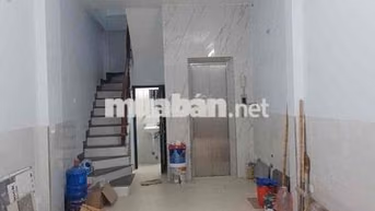 Nhà ở 6 tầng có thang máy cho thuê ngõ 264 Ngọc Thuỵ