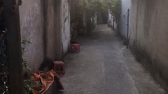 Bán nhà trong hẻm gần Lê Quang Định