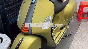 Piaggio Vespa GTS Super Sport 150 2026 Vàng đồng