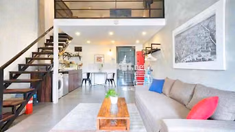 DUPLEX BAN CÔNG SIÊU THOÁNG - TRUNG TÂM Q7