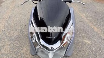Honda PCX 2011 Tím