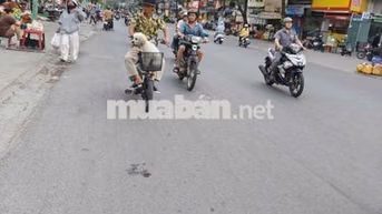 Cho Thuê Nhà phố lầu trệt Mặt Tiền Kinh Doanh VIP Dĩ An, TP HCM