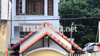 Mặt bằng kinh doanh gần siêu thị, chợ, trường đại Bình Dương