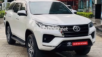 Xe Toyota Fortuner 2.4L 4x2 AT 2024 - 930 Triệu