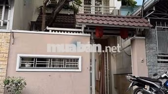 Cho thuê nhà mặt tiền trước sau thoáng mát, sạch sẽ