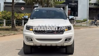 Xe Ford Everest Titanium 2.0L 4x4 AT 2021