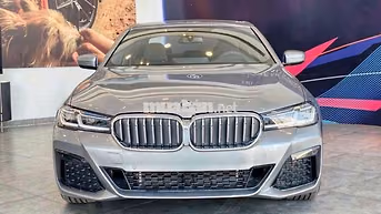 BMW 5 Series 520i M Sport 2023 - 1 Tỷ 959 Triệu