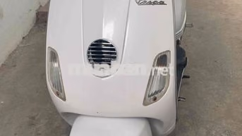 Piaggio Vespa LX 125 Trắng Nhập khẩu